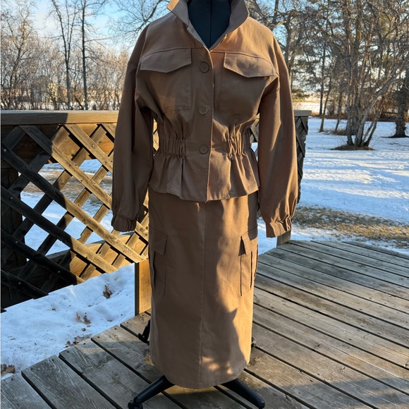 MELLODAY Jackets & Blazers - MELLODAY Beige Button-Up Ensemble